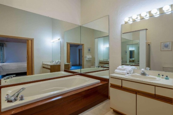 Southcape Resort Mashpee a Ramada by Wyndham image 24